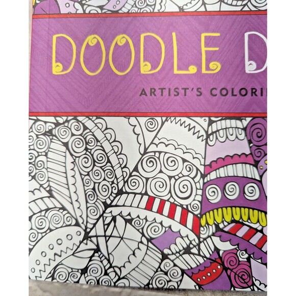 Studio Series Doodle Designs Coloring Book 31 Stress Relieving Relaxation 2015 - Picture 3 of 5